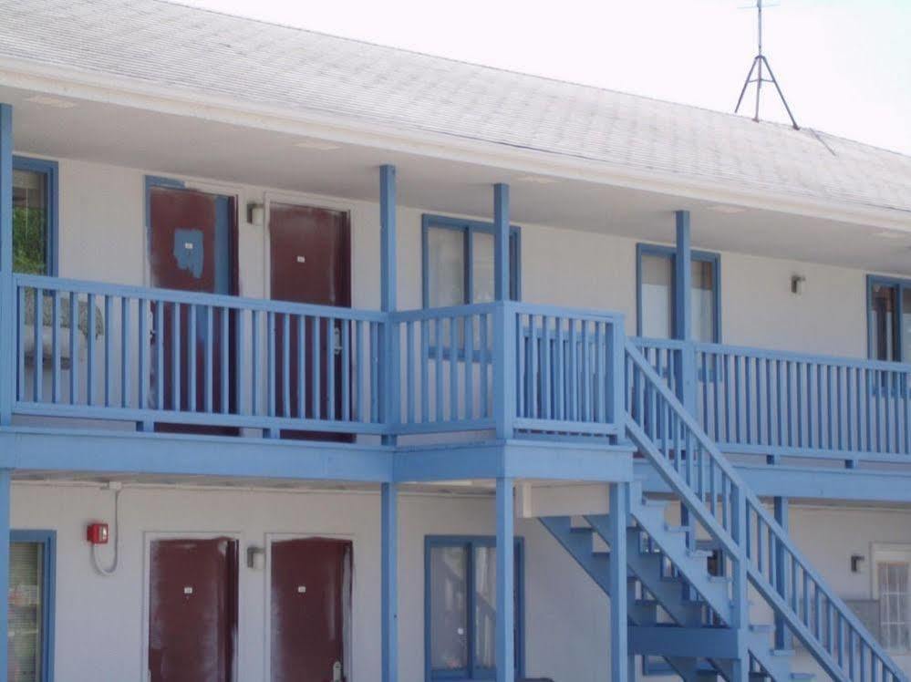 Underwood Motel Exterior photo